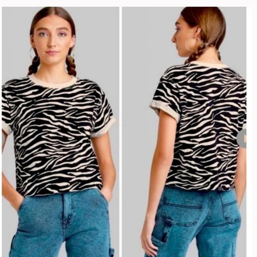 WILD fable crop top zebra stripe unisex T-shirt cuffed short sleeve new black